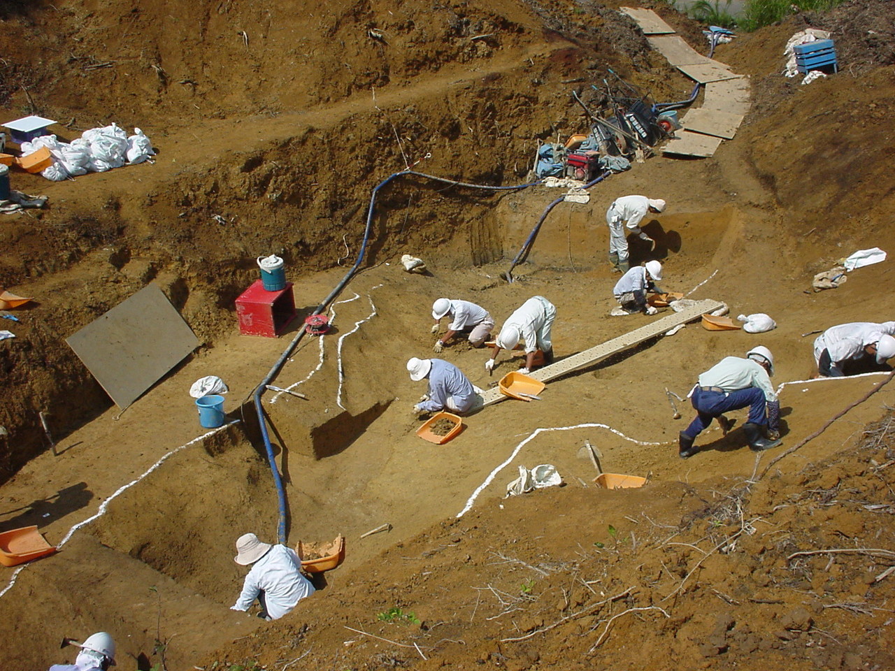 榮技術　遺跡調査